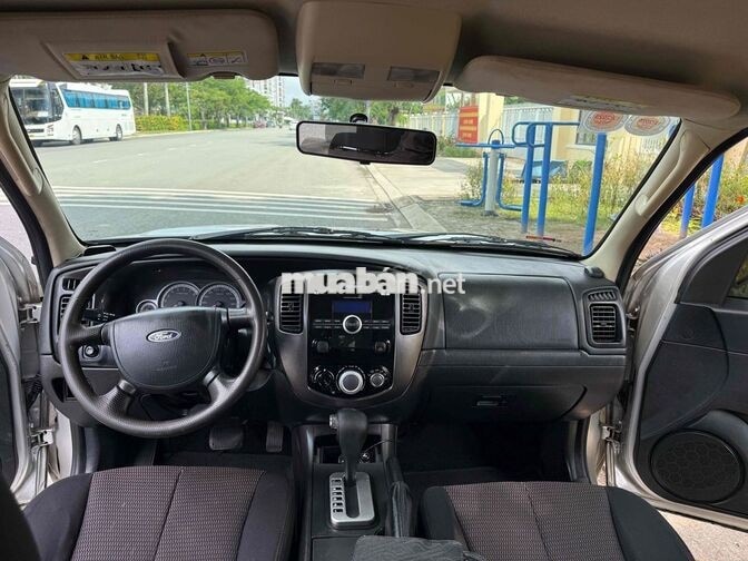 Ford Escape XLS 1 cầu 2009 Bạc