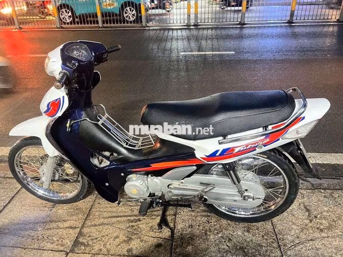 Honda Future 2004 Trắng, Xanh, Đỏ Đã sử dụng