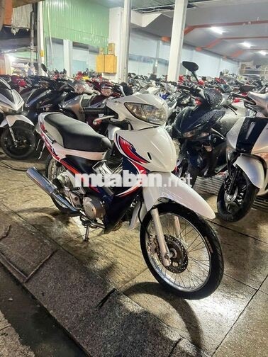 Honda Future 2004 Trắng, Xanh, Đỏ Đã sử dụng