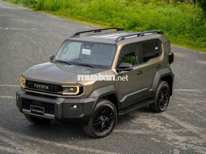 Toyota Land Cruiser FJ 2026 2.7L AT 4WD Nâu đồng