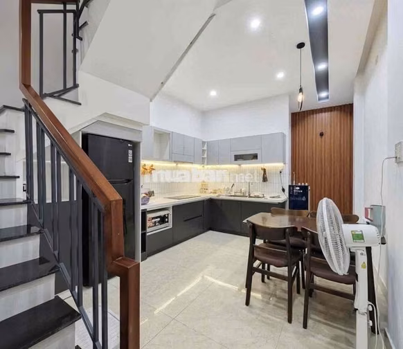 122 ✨ 🏡 CHO THUÊ NHÀ 3 TẦNG KIỆT ĐƯỜNG 2 THÁNG 9