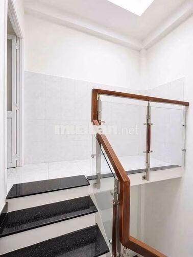 Nhỉnh 6 Tỷ -  CX PHAN ĐĂNG LƯU - VIP BÌNH THẠNH - XE HƠI ĐẬU CỬA - 4 T