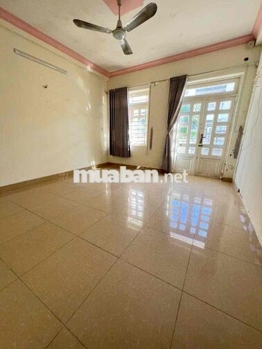 cho thuê nhà mặt tiền võ thành trang p11 tân bình. DT: 4m5 x 12m 1 lâu