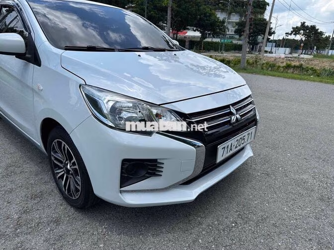 Mitsubishi Attrage 2022 Số sàn 66000 km Trắng