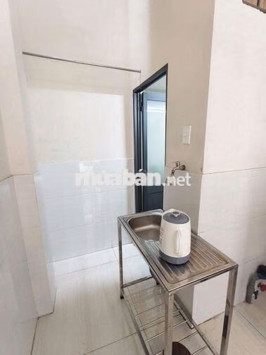 Nhà Cho Thuê Lối Đi Riêng - Nguyễn Thượng Hiền Chợ Cây Quéo