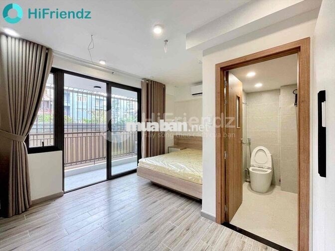 Cho thuê căn hộ bancol 25m2 full nội thấy gần UFM TDTU RMIT NTTU quận