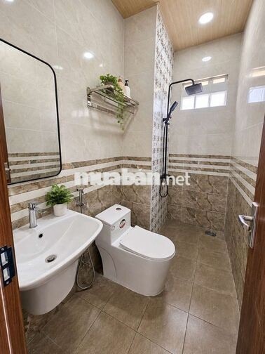 Phòng Ban Công Cao Cấp, Full Nội Thất View đẹp Gò Vấp