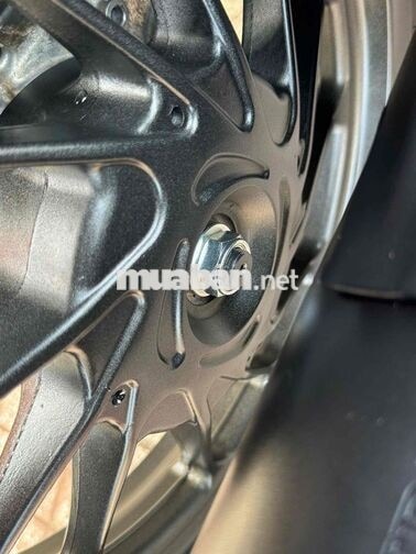 Honda SH Mode 2026 ABS Bạc Đen 400 km