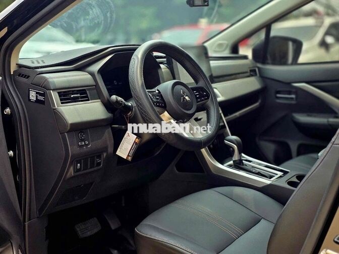 Mitsubishi Xpander Premium 2025 Đen 2.000 km