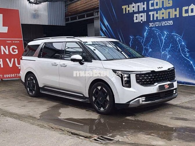Kia Carnival 2022 Premium 2.2D,Dầu,màu trắng,2v6