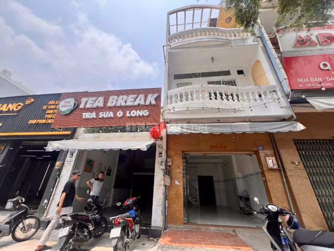 🏠 CHO THUÊ MẶT TIỀN 620 HỒNG BÀNG - 📐 Diện tích: 9 x 19m