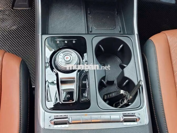 Kia Carnival 2022 Premium 2.2D,Dầu,màu trắng,2v6
