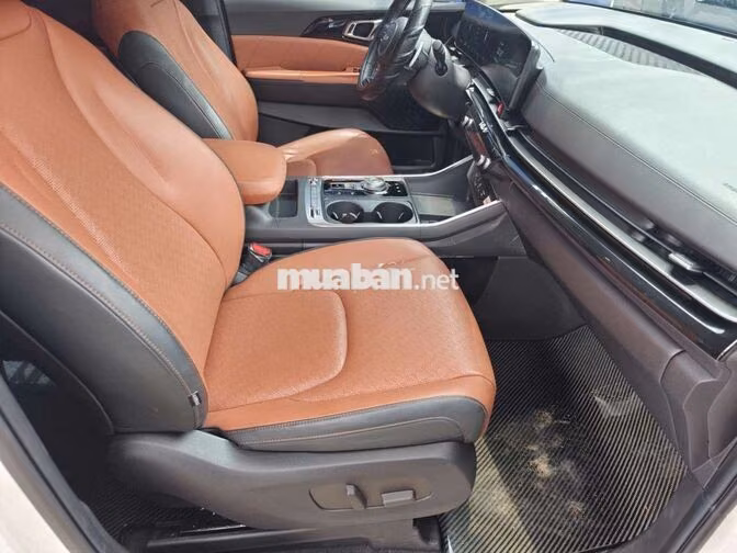 Kia Carnival 2022 Premium 2.2D,Dầu,màu trắng,2v6
