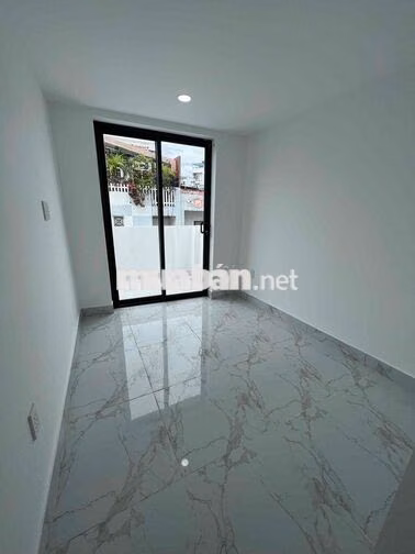 🔥Nhà Nguyên Căn - 3Ph Ngủ - 4WC - 1Ph Khách - Nhà Hướng Tây Bắc