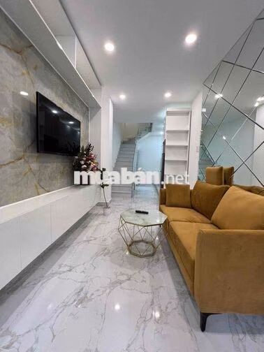🔥Nhà Nguyên Căn - 3Ph Ngủ - 4WC - 1Ph Khách - Nhà Hướng Tây Bắc