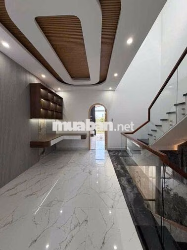 Cho thuê nhà 3 tầng 4 phòng ngủ Hoà Xuân Hoàng Châu Ký