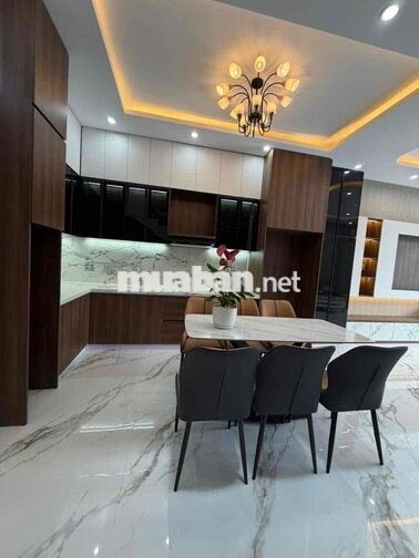 Cho thuê nhà 3 tầng 4 phòng ngủ Hoà Xuân Hoàng Châu Ký