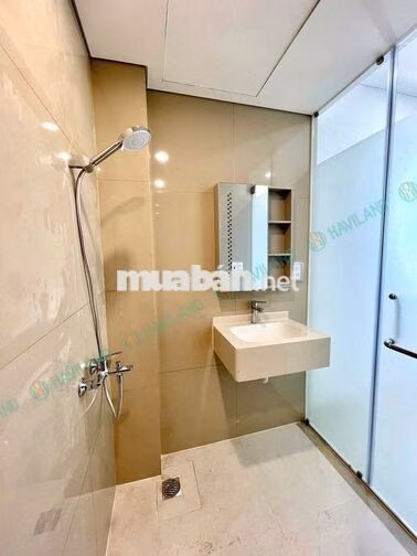 STUDIO MỚI – CÁCH ĐẠI HỌC FPT CHỈ 70M