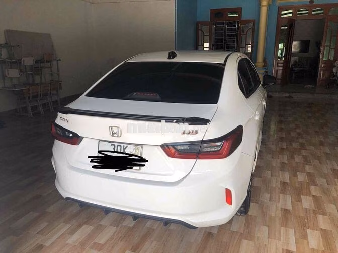 Honda City RS Trắng 5 chỗ