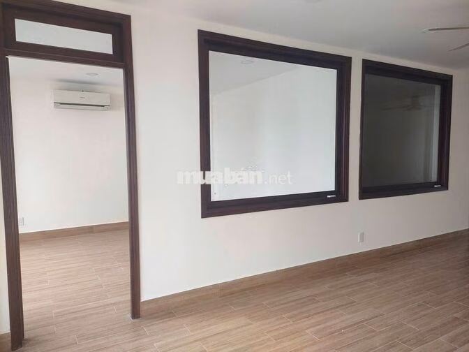 NHÀ ĐƯỜNG HẬU GIANG DIỆN TÍCH: 7X20M TRỆT 3 LẦU CHO THUÊ