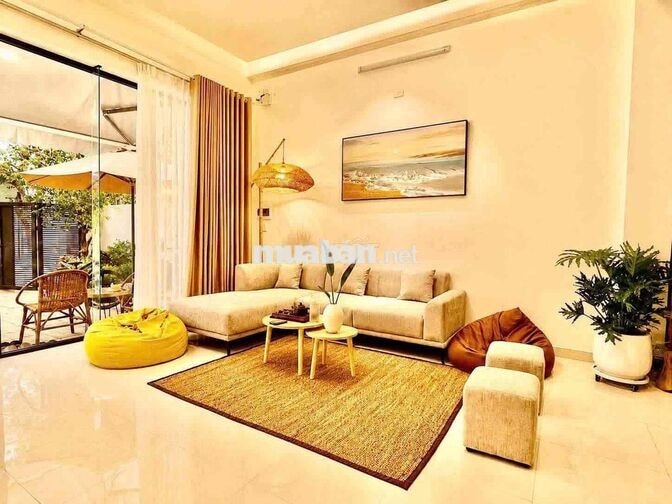 KHU GẦN BIỂN TÂN TRÀ NHÀ SÂN VƯỜN ĐẸP 3PN