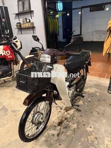 Honda Dream Boss Trắng Tím Xe số