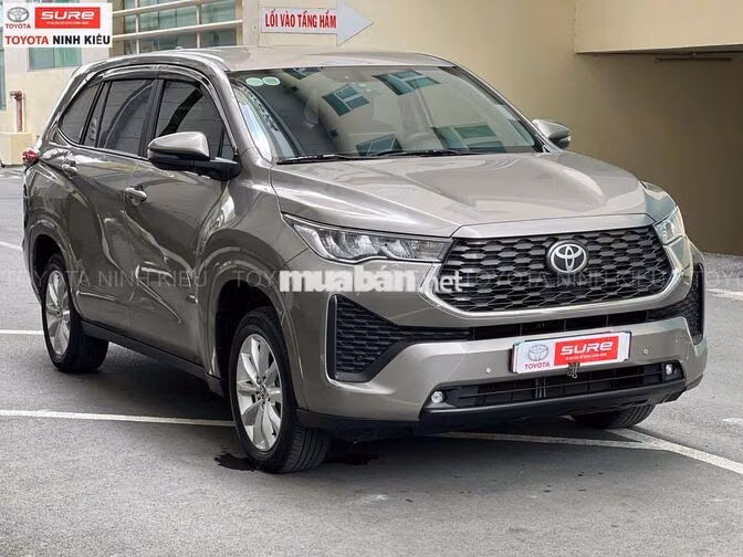 Toyota Innova Cross 2.0V 2025 53.000KM