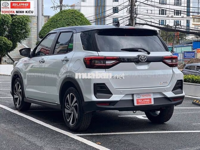 Toyota Raize 1.0 Turbo 2026 Trắng 6.000 km