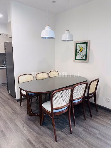 Cần bán căn 2n góc 74,1 m2, full đồ, ĐN-ĐB, giá 5,2 tỉ, LH: 0919754594