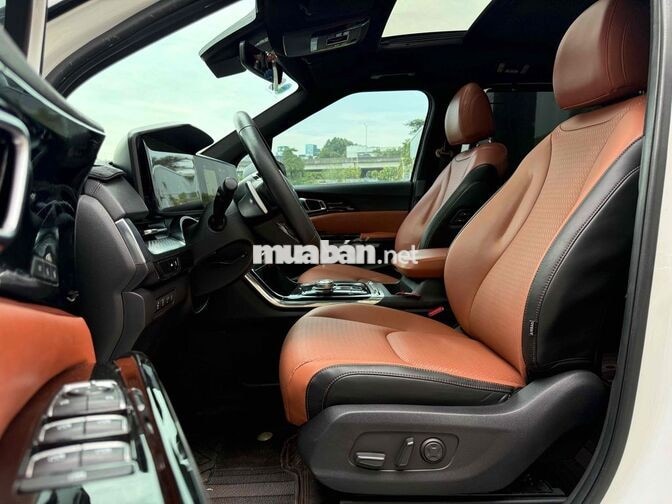 Kia Carnival Signature 2.2D 2022 Trắng Tự động