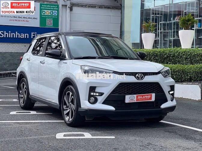 Toyota Raize 1.0 Turbo 2026 Trắng 6.000 km