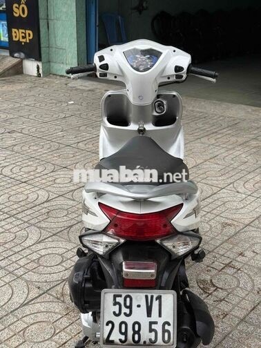 Honda Vision Trắng