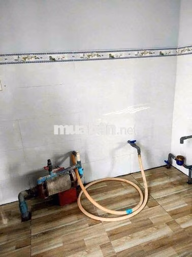 cho thuê nhà 1/ liên ấp 26 hẻm thông nhà sạch sẽ 3p ngủ ở làm nghề