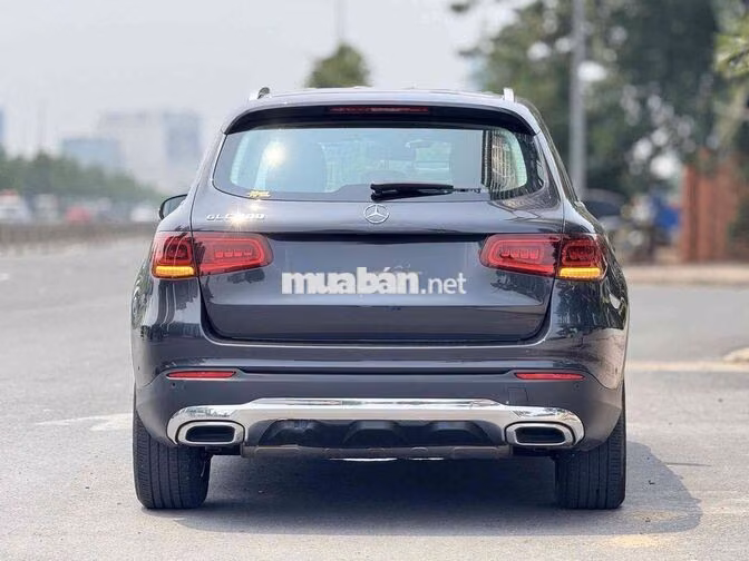 Mercedes GLC200 V1 2022 Lướt 31.000km