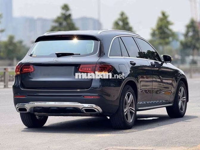 Mercedes GLC200 V1 2022 Lướt 31.000km