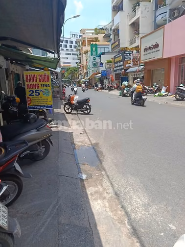 Cho thuê mặt bằng Ung Văn Khiêm, ngay ĐH Hutech, 4x16m, 17tr, TL