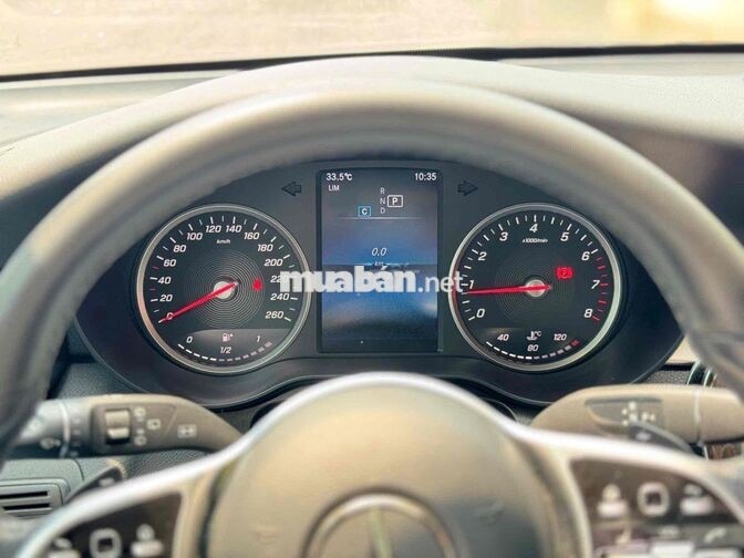 Mercedes GLC200 V1 2022 Lướt 31.000km