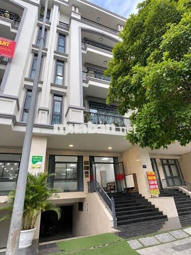 CHÍNH CHỦ CHO THUÊ VĂN PHÒNG – KDC VẠN PHÚC 200m2