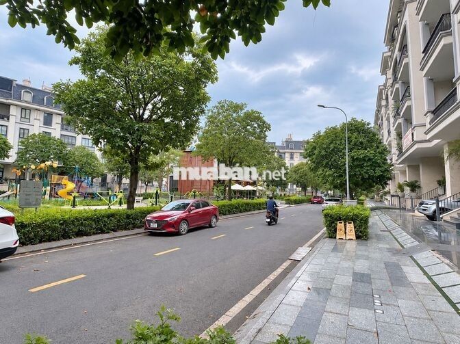 CHÍNH CHỦ CHO THUÊ VĂN PHÒNG – KDC VẠN PHÚC 200m2