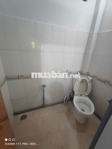 Cho thuê nhà ngay nghã tư bình phước 5tr/tháng