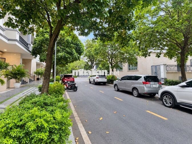 CHÍNH CHỦ CHO THUÊ VĂN PHÒNG – KDC VẠN PHÚC 200m2