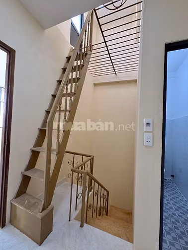 CHÍNH CHỦ CẦN BÁN NHÀ MẶT TIỀN NƠ TRANG LONG