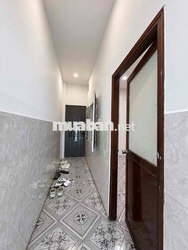 Cho Thuê Mặt Bằng 250m2 VIP Âu Cơ có 5PN 4WC