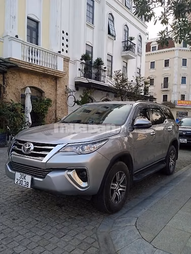 Cho thuê xe từ 4 đến 45 chỗ ,và xe Dcar -  Limosin