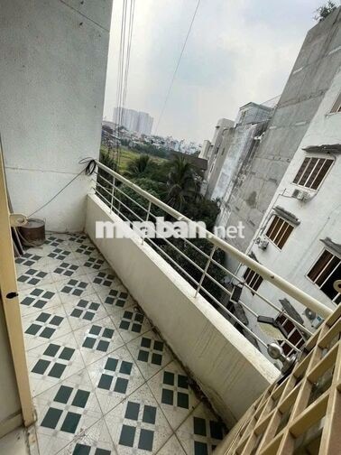 Chung cư Trường Sa-Quận 3, Ko NT, ban công 2PN, 85m2, giá 10tr/th