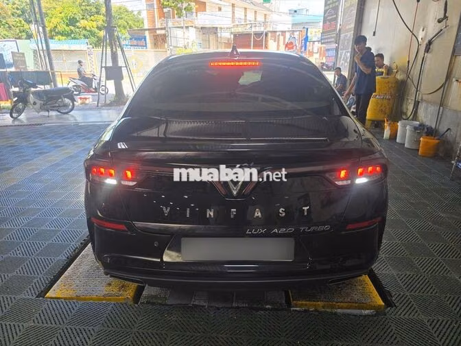 VINFAST LUX A 2.0 PREMIUM 2019 XE GIA ĐÌNH ĐI LƯỚT