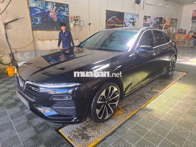 VINFAST LUX A 2.0 PREMIUM 2019 XE GIA ĐÌNH ĐI LƯỚT