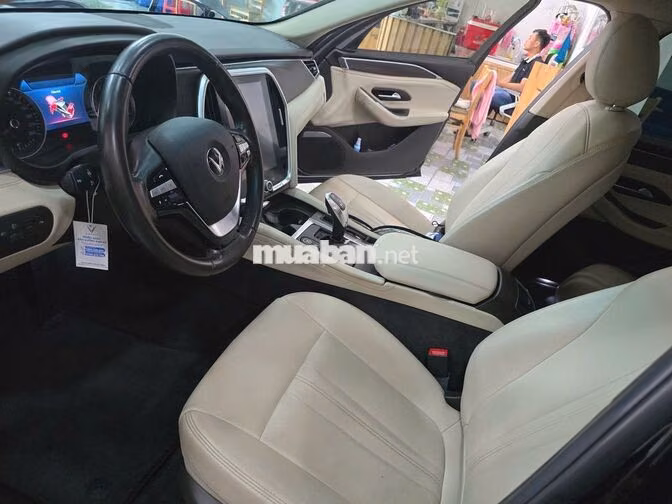 VINFAST LUX A 2.0 PREMIUM 2019 XE GIA ĐÌNH ĐI LƯỚT