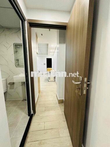 CHO THUÊ CHDV 2PN 2WC_BAN CÔNG THANG MÁY _MÁY GIẶT SẤY  NGAY HÀNG XANH