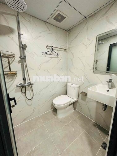 CHO THUÊ CHDV 2PN 2WC_BAN CÔNG THANG MÁY _MÁY GIẶT SẤY  NGAY HÀNG XANH